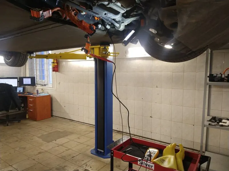 Darbai po automobiliu